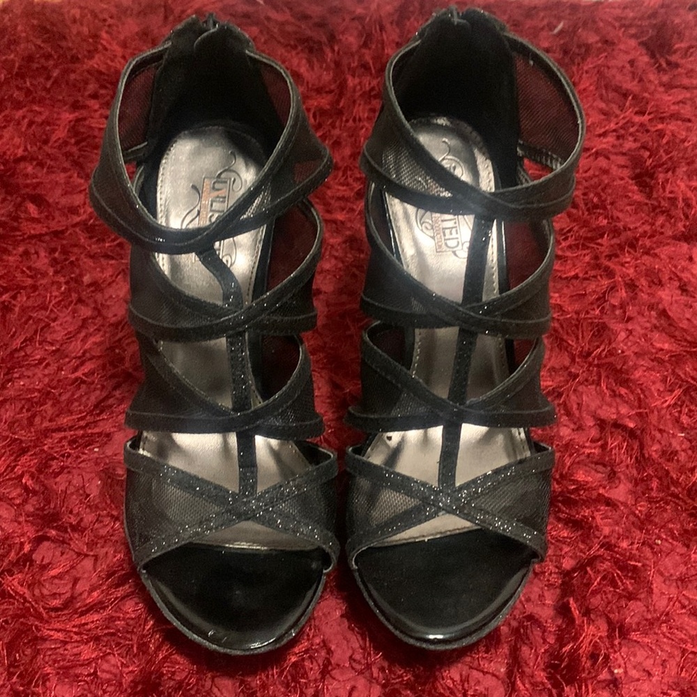 Gorgeous black sparkle heels
